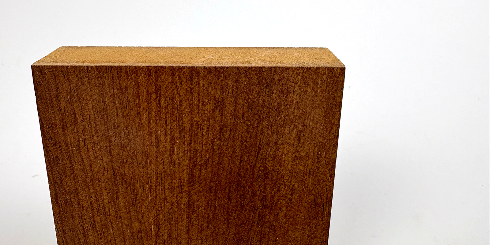 LYPTUS HARDWOOD PLYWOOD